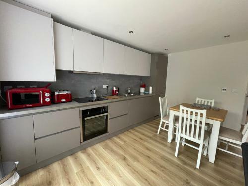 Apartamento Great Links To Peak District, Modern & Airy Apt