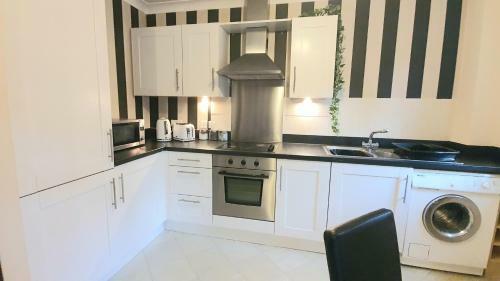 Melton Court Apartments 2x 2bed2bath