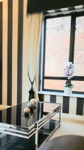 Melton Court Apartments 2x 2bed2bath