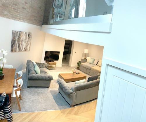 Home Crowd Luxury Apartments - Park View