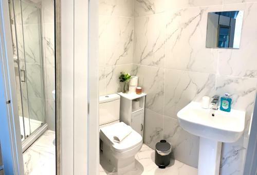 Home Crowd Luxury Apartments - Park View