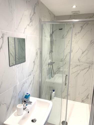 Home Crowd Luxury Apartments - Park View