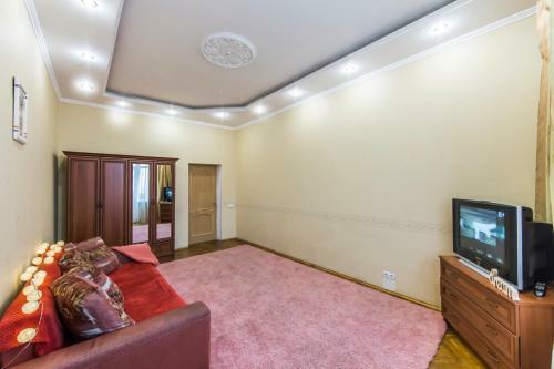 Lev Tolstoy Apartments