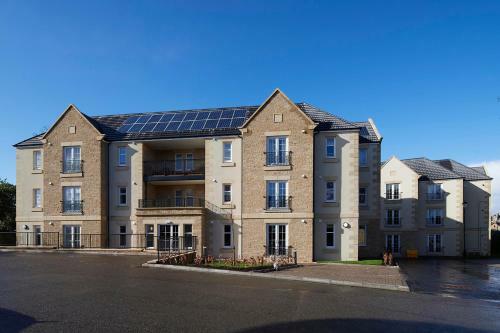 Royal Golf Apartments