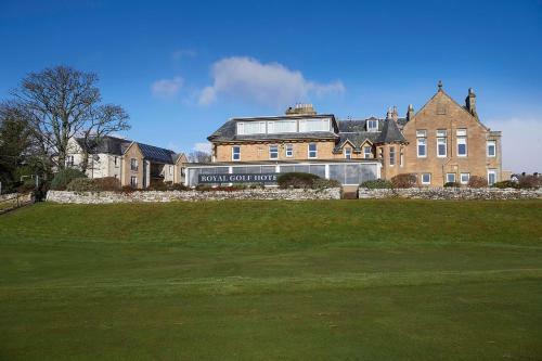 Royal Golf Apartments