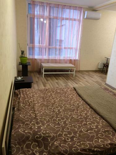 Nauki Apartment 162