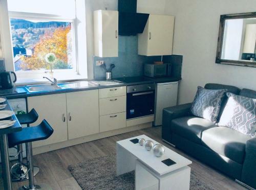 Dunoon - Town Centre Holiday Home Apartment