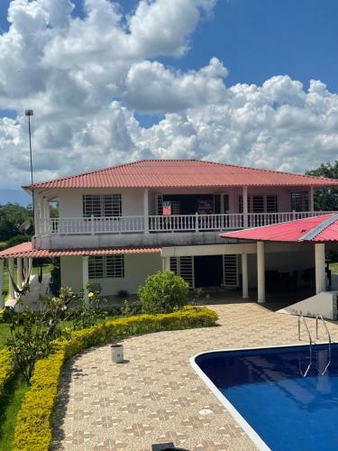 Casa de Campo ?la Reina?