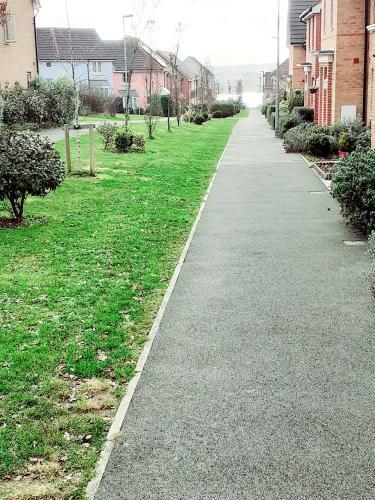 Inviting 3-bed House In East Cowes