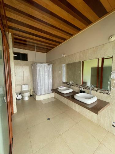 Hotel Mercedes Lodge