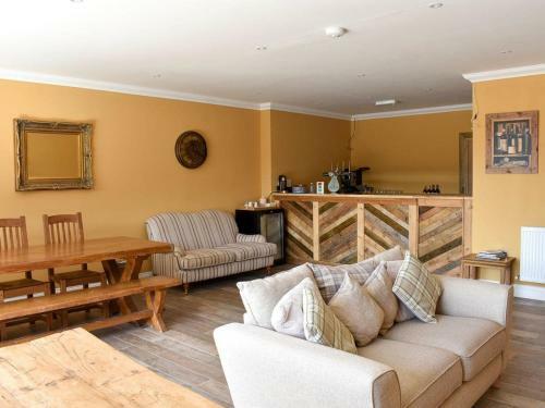 St Ebba Lodge - Uk10385