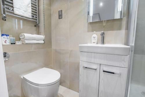 Hostal Ta House
