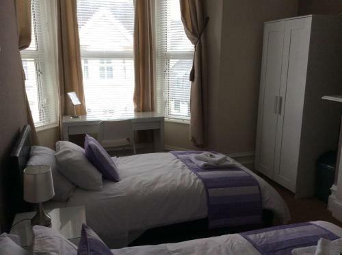 Hostal Sea Breeze