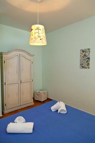 Porto Salvo Apartments