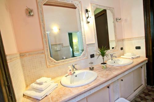 B&B Dec�