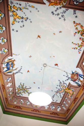 B&B Dec�