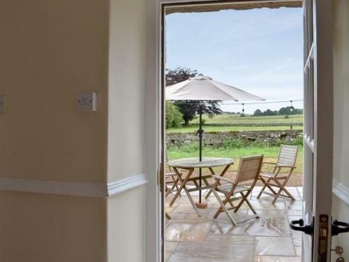 The Farmhouse - Uk31126