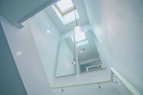 Modern Private Gated Luxury Home Getaway