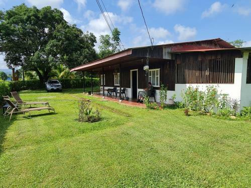 Caba�a Y Rancho Los Rojas
