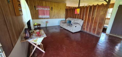 Caba�a Y Rancho Los Rojas