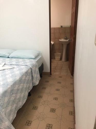 Hostal Apartamento Quepos, 8km Del Parque Nacional Manuel Antonio
