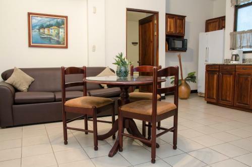 Grand San Jose Apartments