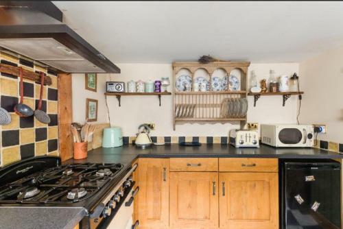 Tudor Cottage