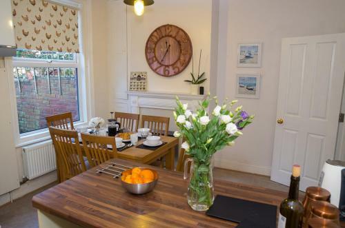 15 Saxon Road