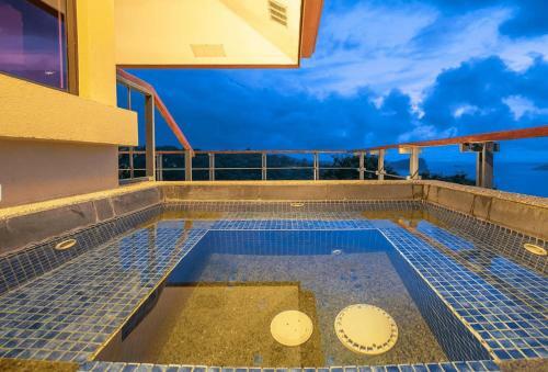 Villa Perezoso Luxury Mansion