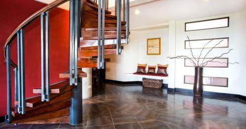 Villa Perezoso Luxury Mansion