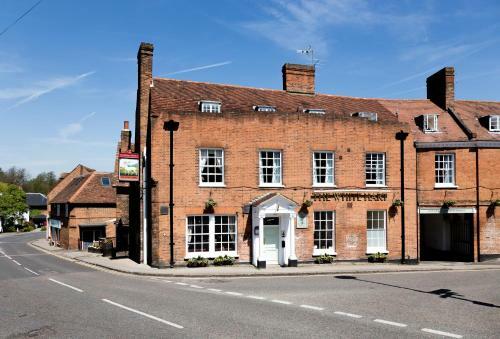 Hostal The White Hart Hotel