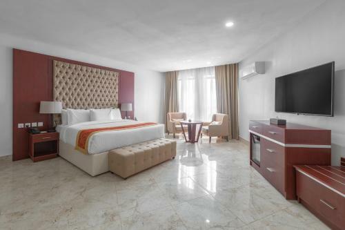 Johnwood Hotel By Bolton