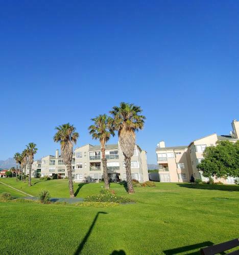 Apartamento Greenways Golf Beach E8 - Sea View