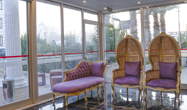 Daisy Garden Hotel