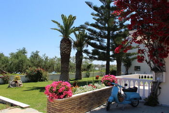 Panorama Studios & Apartments