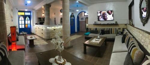 Hostal Wave Mogador