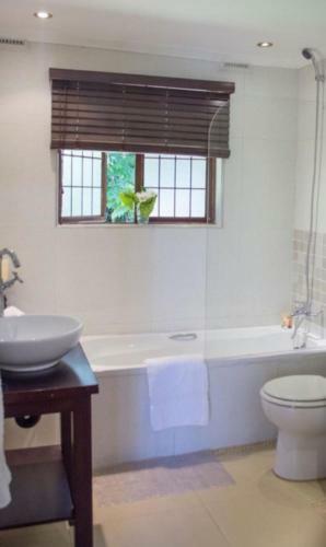 Bed & Breakfast Churchill House