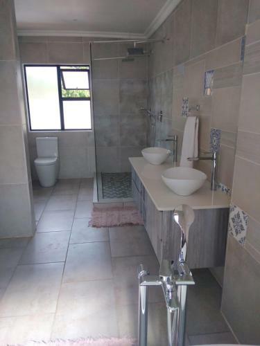 Royal Ifafi Suites