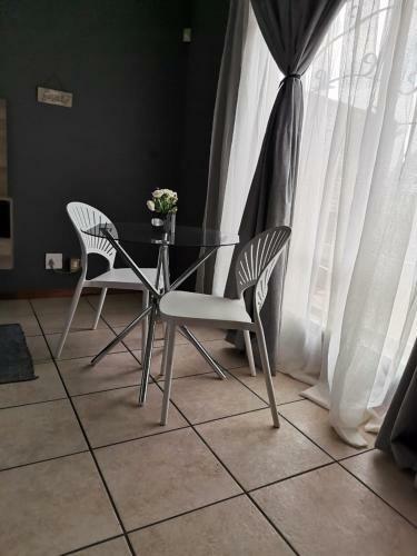 Hostal Mia Hills Guest House