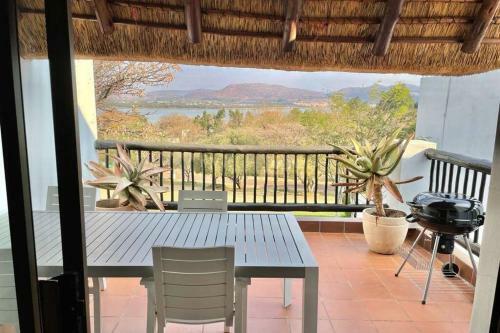 No.6 Water View Apartment
