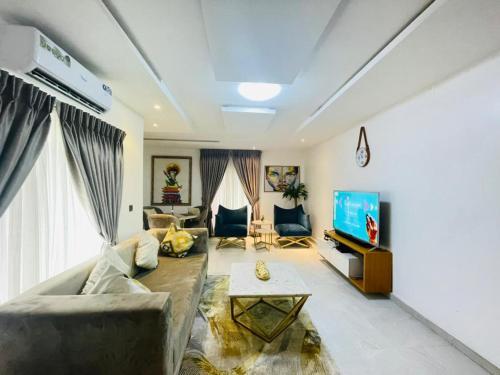 Highly Appealing 3 Bedroom Apartment In Lekki