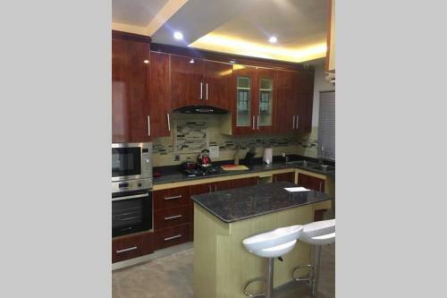 Premier Villa - Luxury 4 Bedroom Duplex
