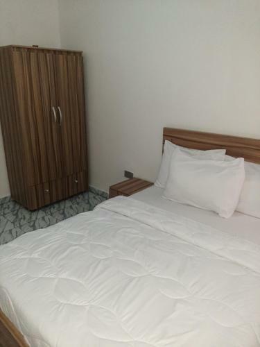 Delasok Apartments