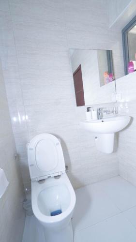 Brand New 2 Bedroom Apartment In Lekki Phase 1