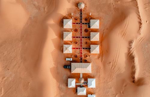Ideal Desert Camp