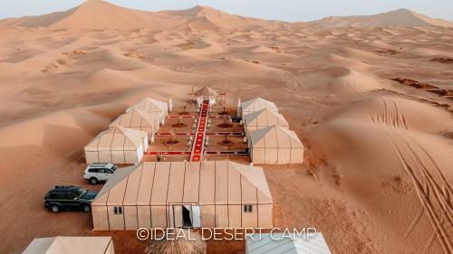 Ideal Desert Camp