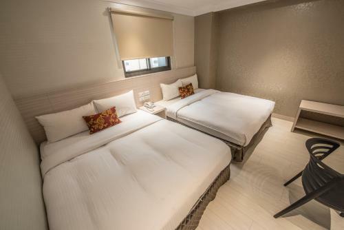 Golden Stone Hotel
