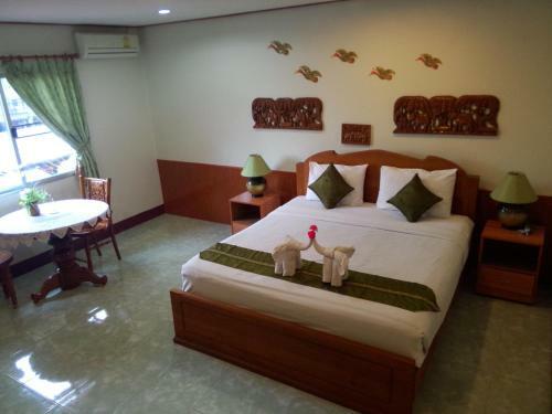 Ngamta Hotel