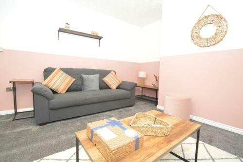 Natural Sanctuary 4 Bedroom - Suitelivin