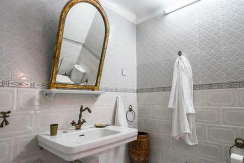2 Br Charming Apartment Fes